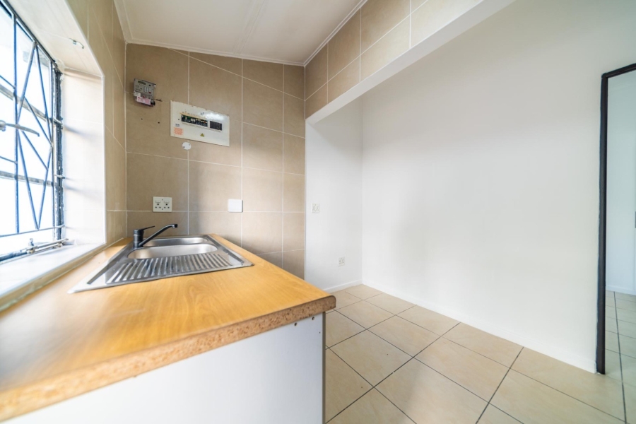 To Let 2 Bedroom Property for Rent in La Colline Western Cape